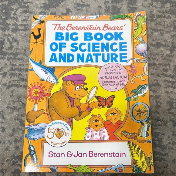 The Berenstain Bears' Big Book of Science and Nature - Picture 1 of 1